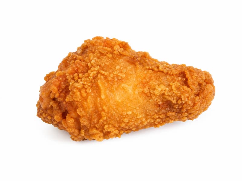 Skrzydełka KFC-style – białko 20g, kalorie 290 kcal, węglowodany i tłuszcz na 100g | zdrowe odżywianie
