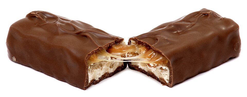 Snickers – białko 8.6g, kalorie 488 kcal, węglowodany i tłuszcz na 100g | zdrowe odżywianie