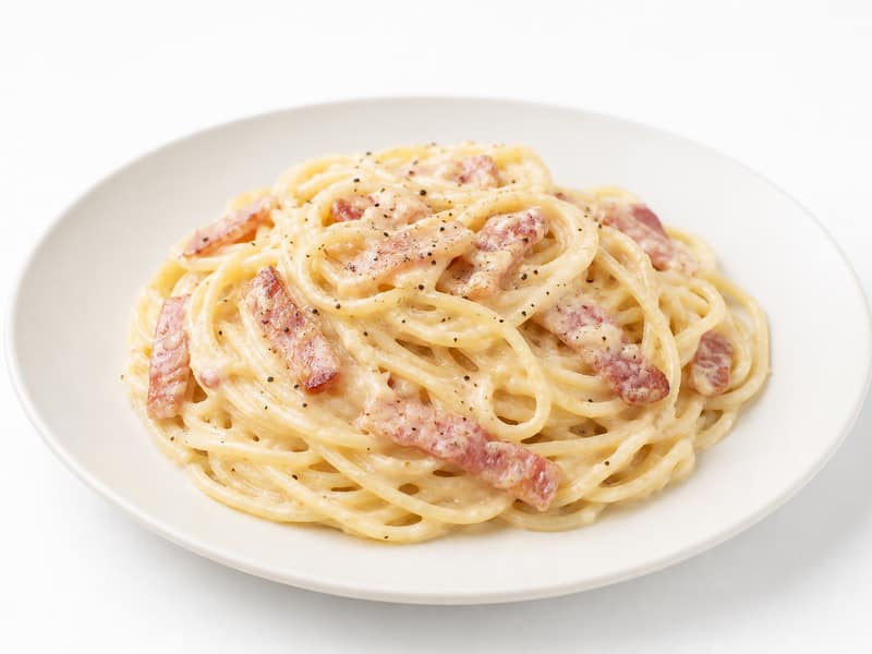 Spaghetti Carbonara – białko 9g, kalorie 220 kcal, węglowodany i tłuszcz na 100g | zdrowe odżywianie